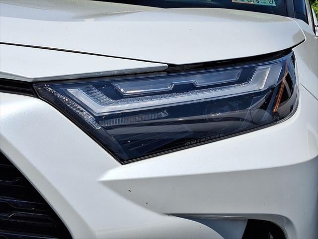 2025 Toyota RAV4 HYBRID XSE