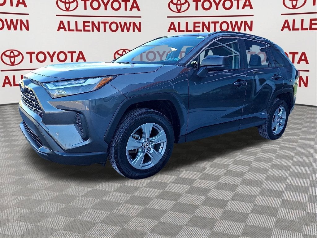 2025 Toyota RAV4 Hybrid LE