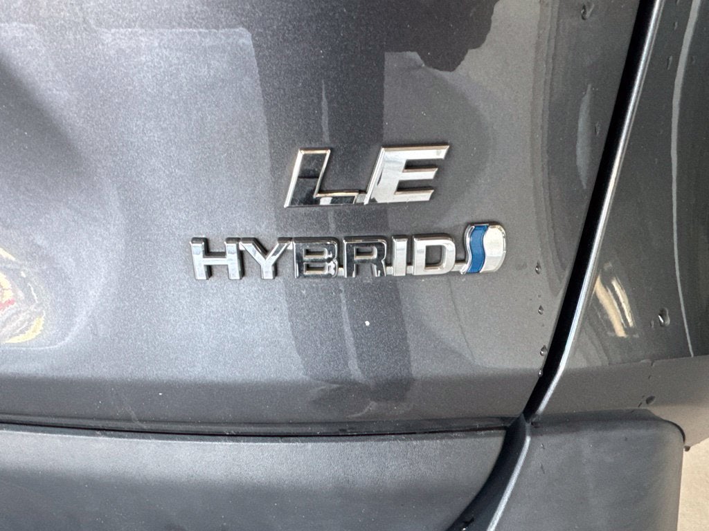 2022 Toyota RAV4 Hybrid LE