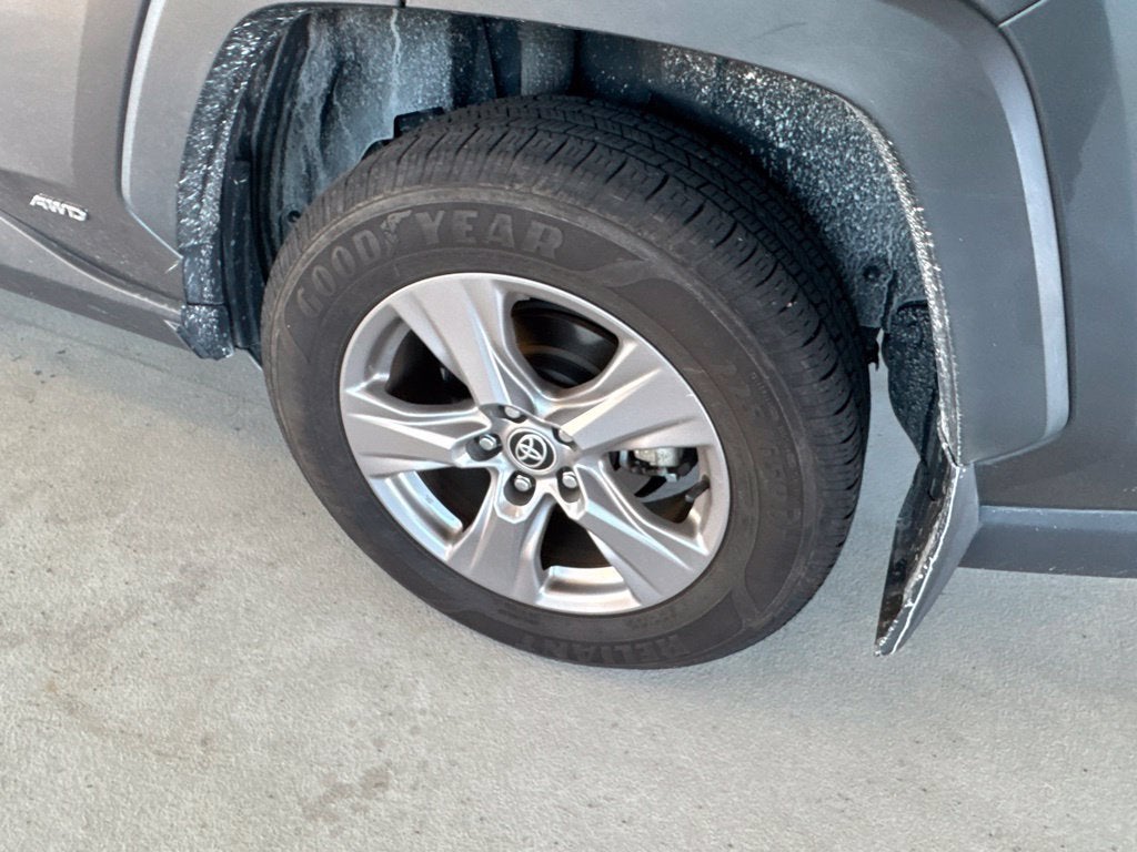 2022 Toyota RAV4 Hybrid LE