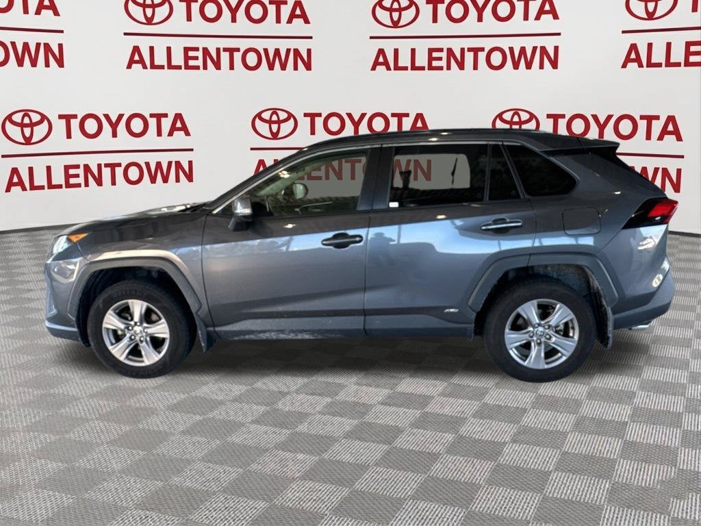 2022 Toyota RAV4 Hybrid LE