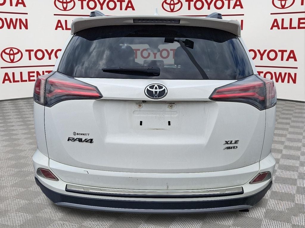 2018 Toyota RAV4 XLE
