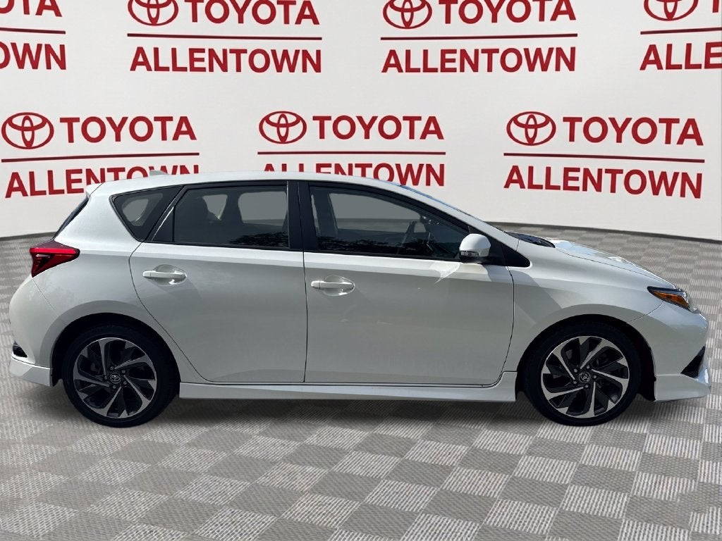 2017 Toyota Corolla iM Base