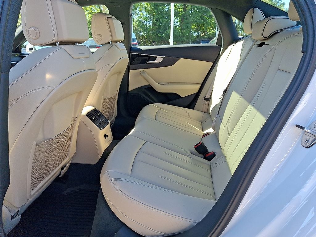 2023 Audi A4 45 S line Premium quattro