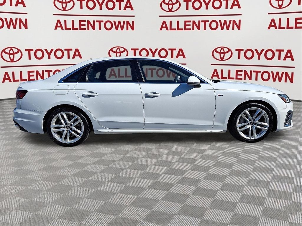 2023 Audi A4 45 S line Premium quattro