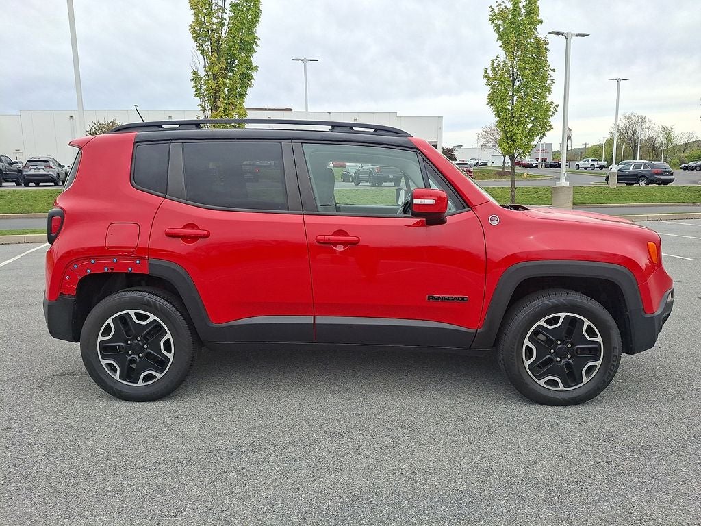 2016 Jeep Renegade Trailhawk